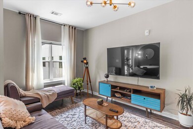 08-782 Riverfront Pkwy 313-8