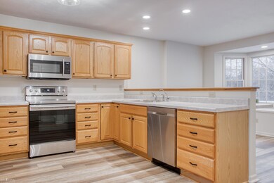 914 Chipman Ln, Owosso, MI 48867 - photo 5