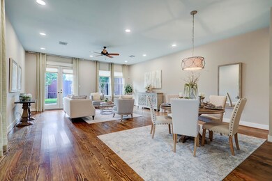 638 E 6th 1/2 St, Houston, TX 77007 - photo 6