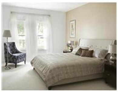 Hammonswood at Chestnut Hill unit EPH1, Chestnut Hill, MA 02467 - photo 5