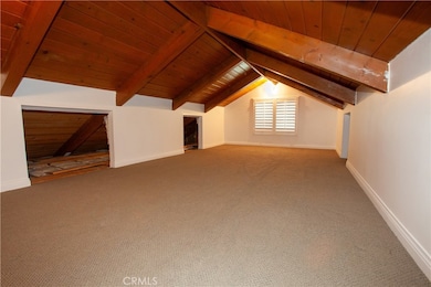 loft (height at peak approx 5'6