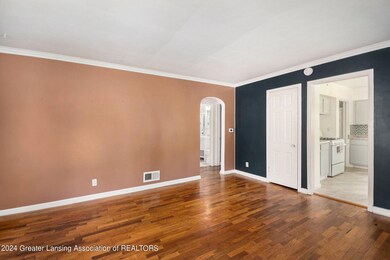 1517 W Barnes Ave, Lansing, MI 48910 - photo 7