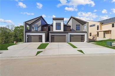 22520 W 93rd St, Lenexa, KS 66227 - photo 3