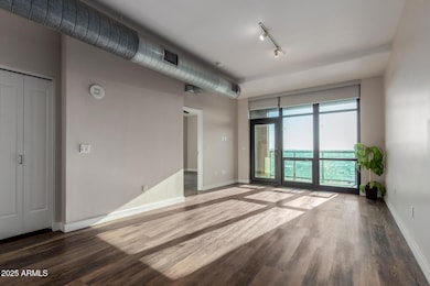 Summit at Copper Square unit 1902, Phoenix, AZ 85004 - photo 6