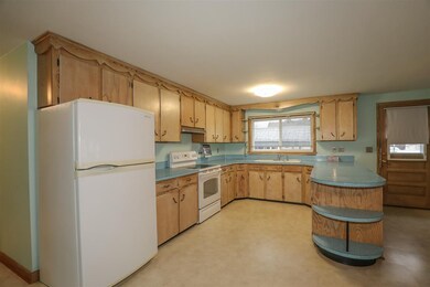 14 Labine St, Nashua, NH 03060 - photo 3