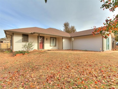 1714 E University Ave, Guthrie, OK 73044 - photo 4