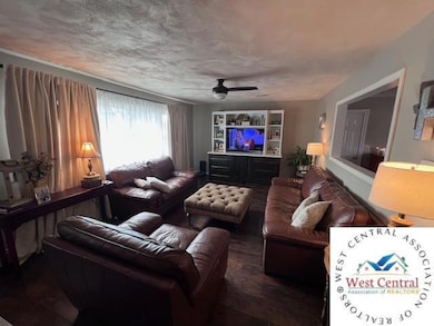 1303 E Franklin St, Clinton, MO 64735 - photo 3