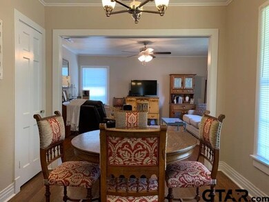 703 703 E Barbara, Tyler, TX 75701 - photo 2