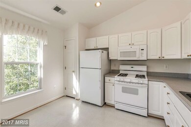7503 Calderon Ct unit J, Alexandria, VA 22306 - photo 5