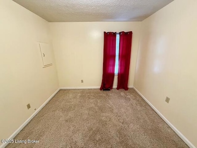 600 Ewing Ln, Jeffersonville, IN 47130 - photo 4