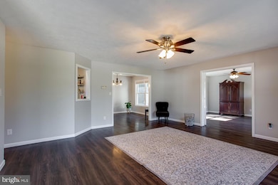 45526 Woodcroft Way, Great Mills, MD 20634 - photo 3