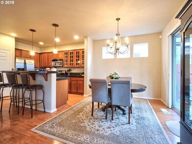 1011 SW 18th Way, Troutdale, OR 97060 - photo 3