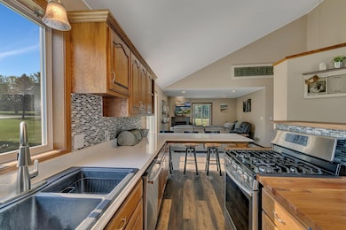 2315 13th St NE, Sauk Rapids, MN 56379 - photo 4