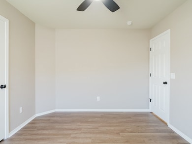 5409 SW Regent Rd, Bentonville, AR 72712 - photo 7