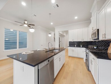 954 Judiway St unit D, Houston, TX 77018 - photo 7