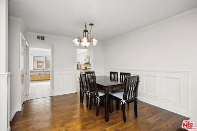 10229 Variel Ave unit 2, Chatsworth, CA 91311 - photo 7