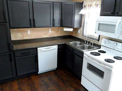 5611 310th St, Toledo, OH 43611 - photo 6