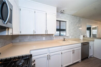 210 S Border St, Prairie Grove, AR 72753 - photo 7