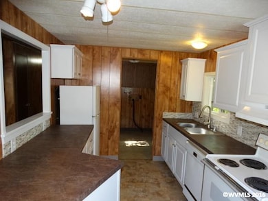 21882 Fern Ridge Rd SE, Stayton, OR 97383 - photo 4