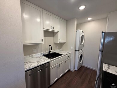 1382 Parkside Dr, Junction City, KS 66441 - photo 7