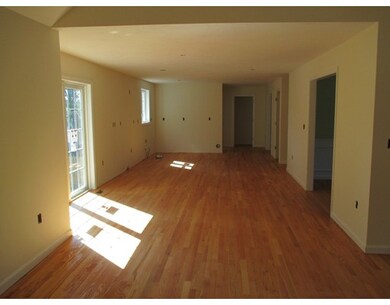 85 Bridle Rd, Billerica, MA 01821 - photo 4