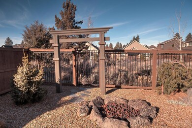 20870 Golden Gate Place, Bend, OR 97702 - photo 2