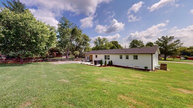 309 Shadow Dr, Shelbyville, TN 37160 - photo 5