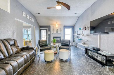 909 Goshawk Dr, Norman, OK 73072 - photo 5