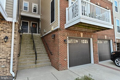 42221 Canary Grass Square unit 3B4, Aldie, VA 20105 - photo 5