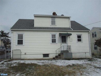 10 Locust Rd, Morton, PA 19070 - photo 2