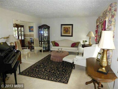 412 Applegate Ct, Linthicum Heights, MD 21090 - photo 7