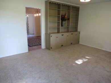 309 S Cherry St, Lancaster, OH 43130 - photo 6