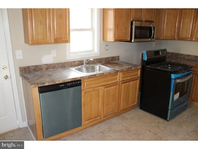 232 Morris St, Gloucester City, NJ 08030 - photo 4