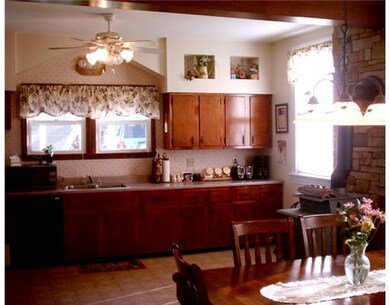 Kitchen. Nice large kitchen with dishwasher, refri