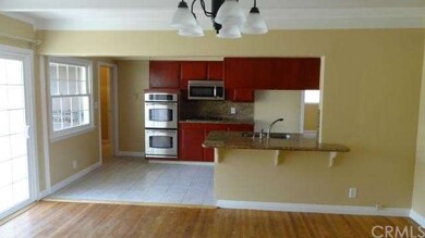 Kitchen dining area
