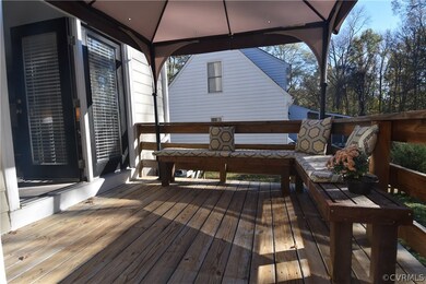 French doors lead from the family room to the 10 x