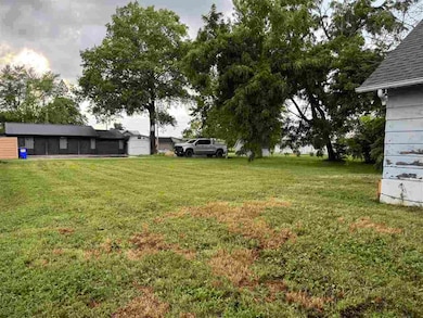 311 N Avenue C, Washington, IA 52353 - photo 3