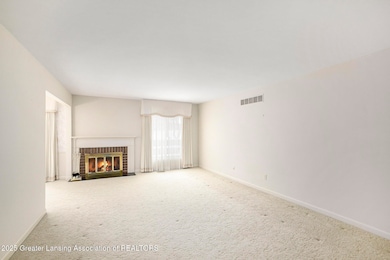 6019 Montevideo Dr unit D, Lansing, MI 48917 - photo 3