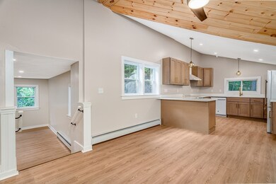 410 Barre Rd, Phillipston, MA 01331 - photo 5