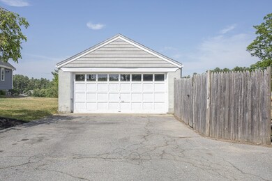 817 Main St, Acushnet, MA 02743 - photo 4