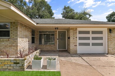 1719 Ansbury Dr, Houston, TX 77018 - photo 3