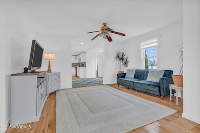 323 Roosevelt Ave, Oakhurst, NJ 07755 - photo 6