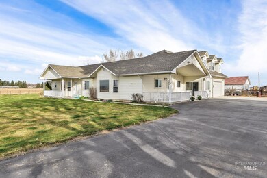9554 Linden Rd, Nampa, ID 83687 - photo 2