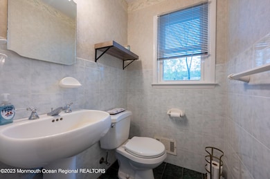 30 N Westfield Rd, Howell, NJ 07731 - photo 3