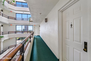 Oceans Atrium One #407-3