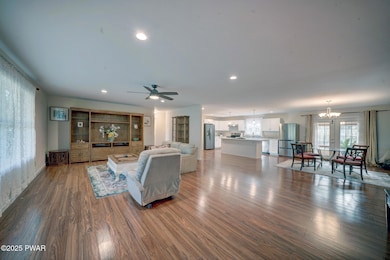 226 Well Rd, Greeley, PA 18425 - photo 4