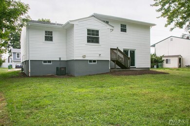 04. Rear, View 1