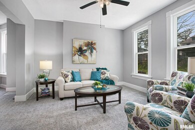 602 W 9th St, Davenport, IA 52803 - photo 7