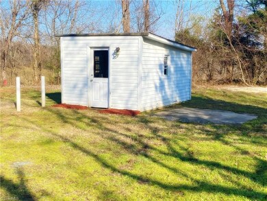 3118 Plainfield Rd, Sophia, NC 27350 - photo 3