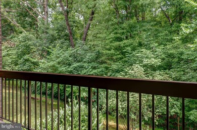 1663 Parkcrest Cir unit 201, Reston, VA 20190 - photo 6